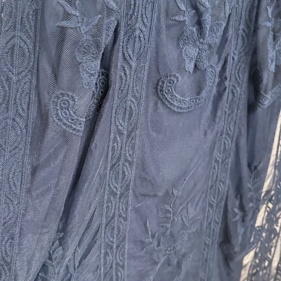 IceBird simple serenity lace maxi dress size small - Picture 5 of 13